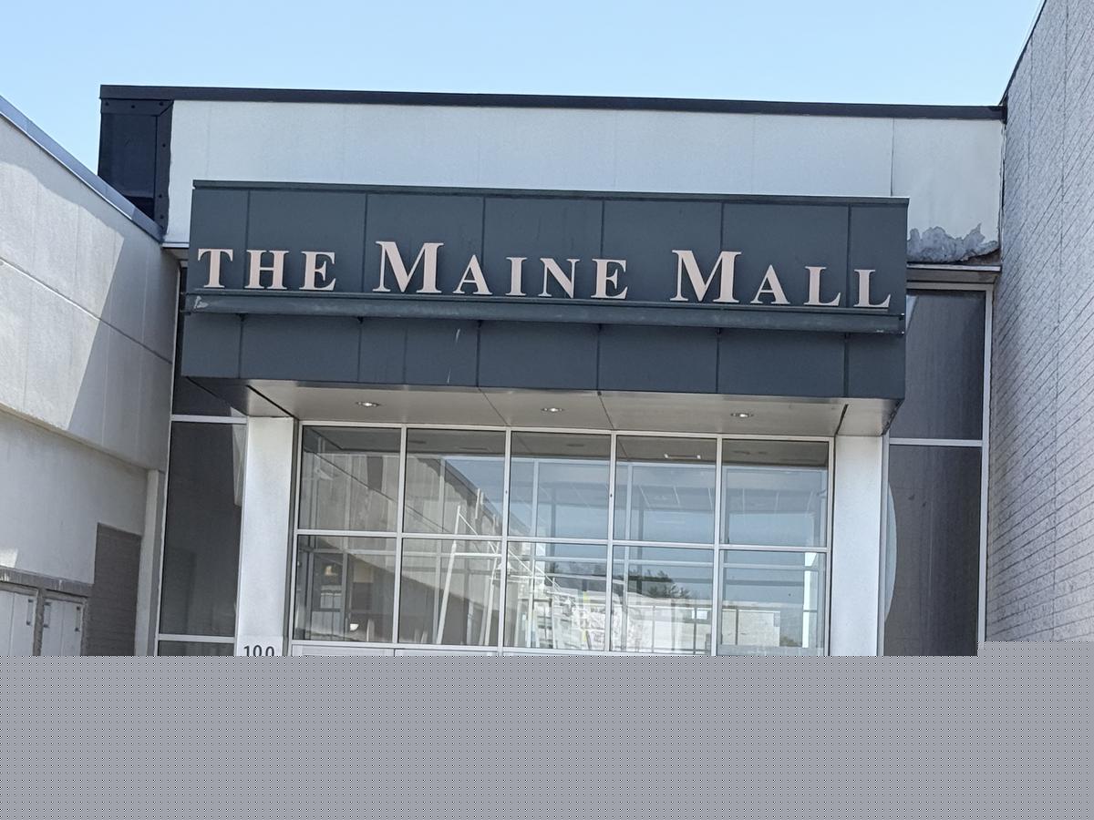 The 15 Oldest Stores Still Operating at The Maine Mall