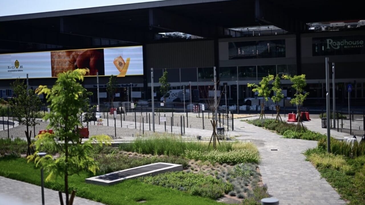 Nasce la nuova piazza di Garibaldi: "Un'altra occasione per portare un po' di verde in città"
