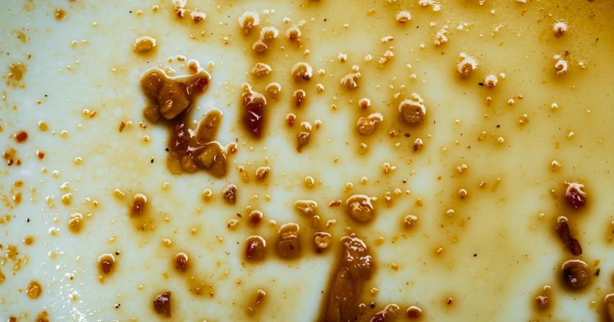 Expert shares why you need to use this £1 item to get rid of takeaway stains