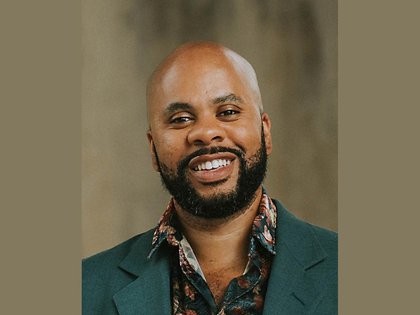 Asking Eric: He said he loves me, but he won’t ask me to be his girlfriend