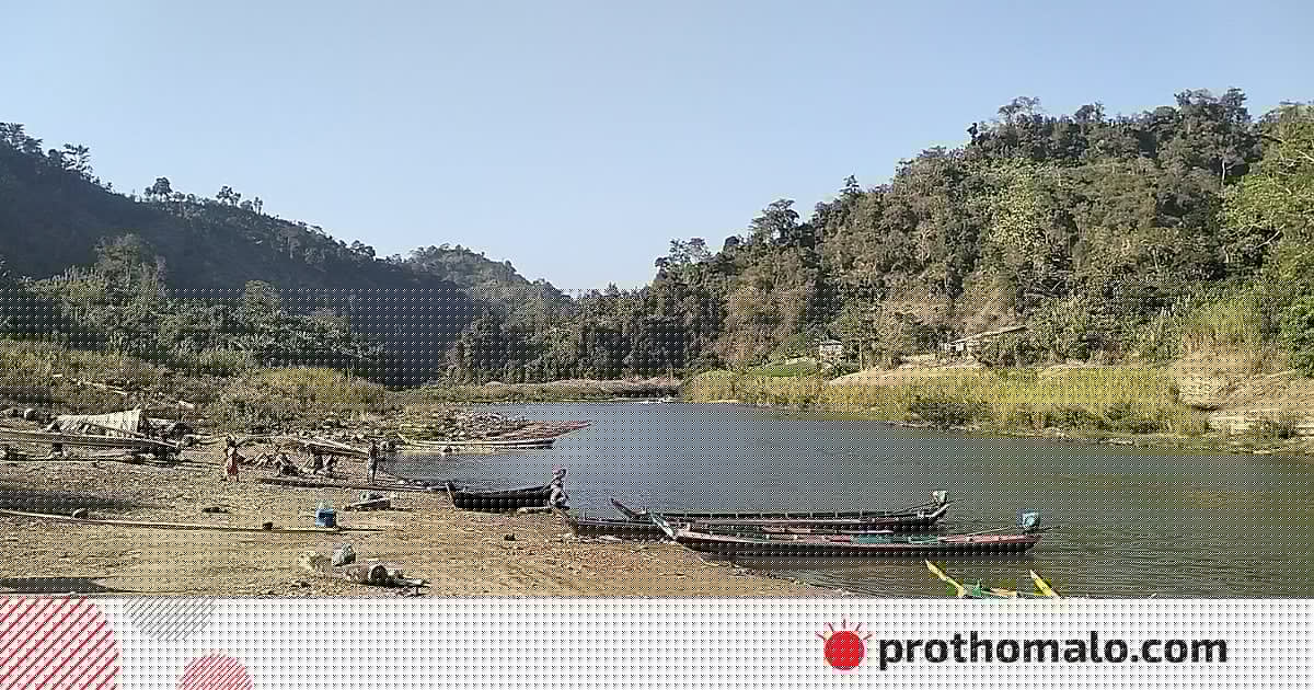 সাঙ্গু নদে প্রবল স্রোতে ডুবল নৌকা, ভেসে গিয়ে এক পর্যটক নিখোঁজ