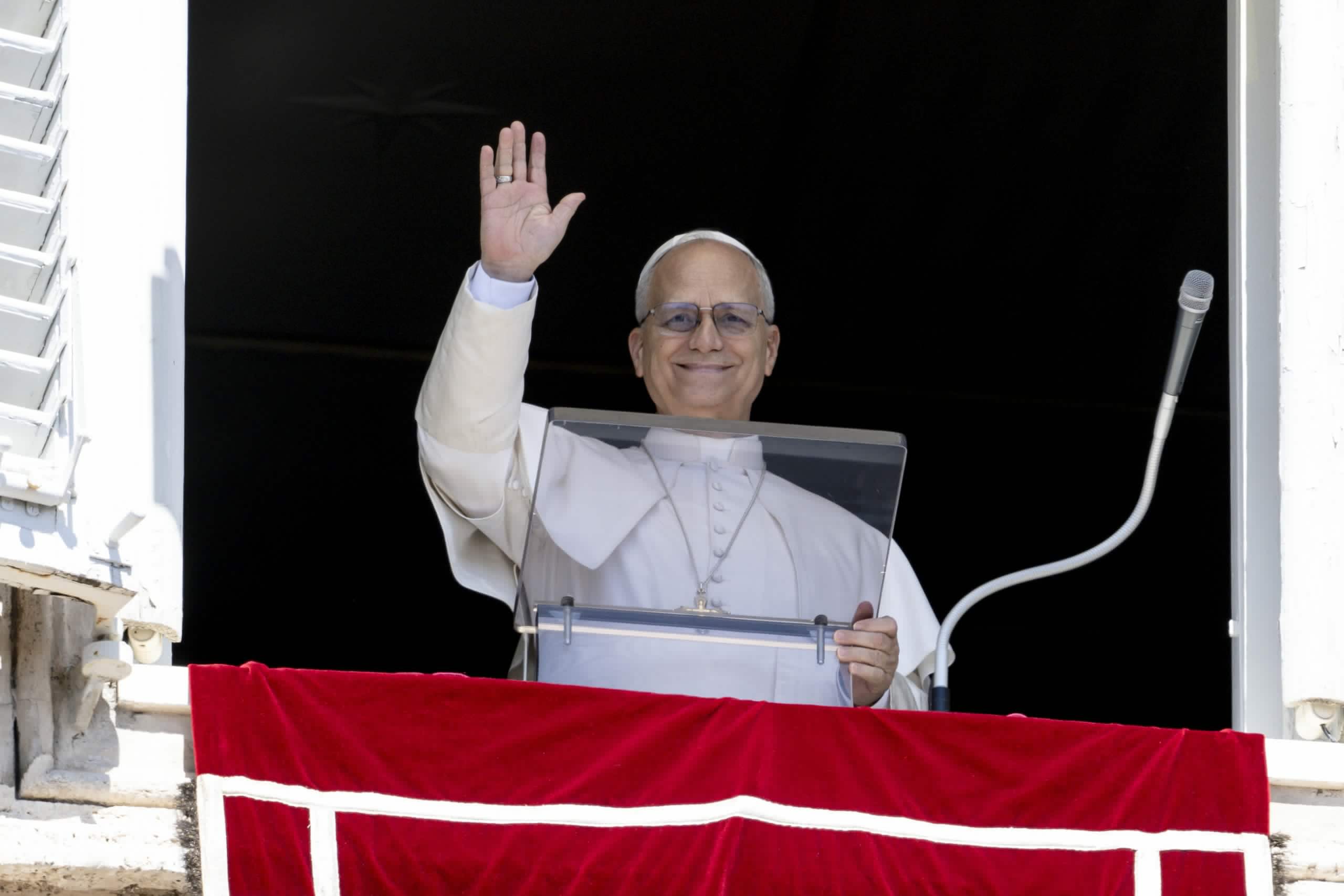 Pope Leo calls for stop to ‘the pandemic of arms’ after Minnesota Catholic school shooting