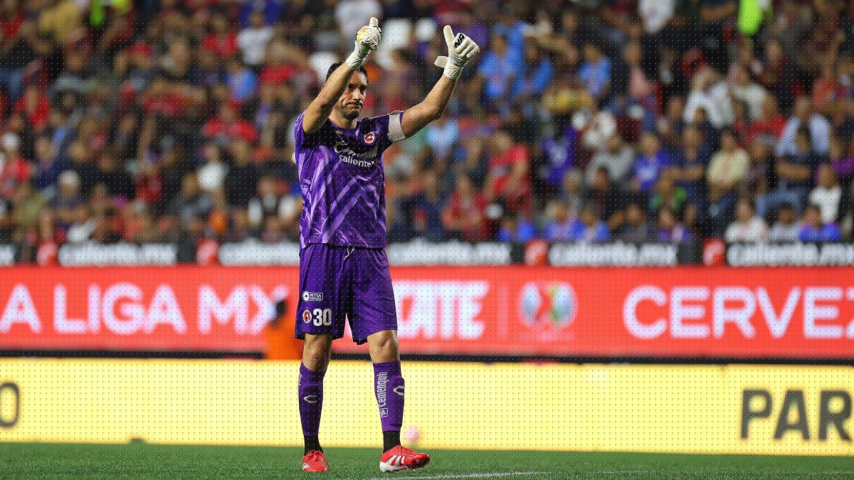 Se retira Jesús Corona y Cruz Azul y Memo Ochoa le mandan mensajes de despedida