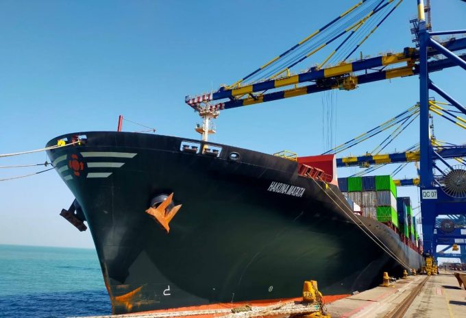 Troubled SeaLead’s ships and boxes quickly snapped up by rivals