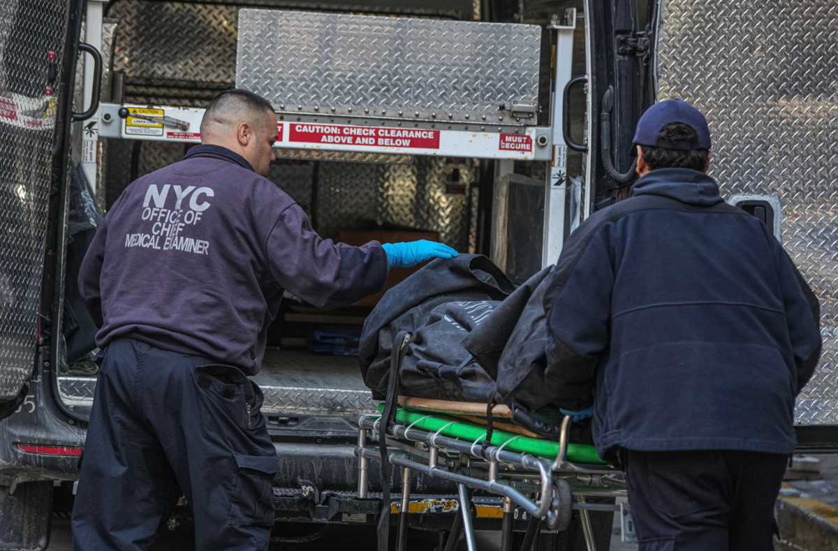 Man found dead on Bronx street in possible overdose: cops