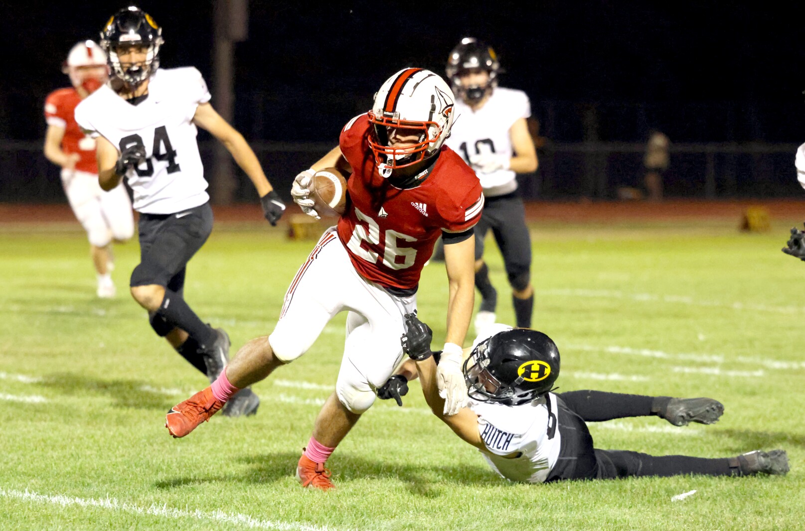 Tigers sink Lakers’ senior night hopes after Detroit Lakes falters in all phases