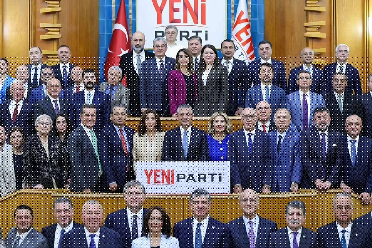 YENİ Partili vekillerden Özgür Özel'e destek bildirisi: Sımsıkı ve kol kola arkasındayız