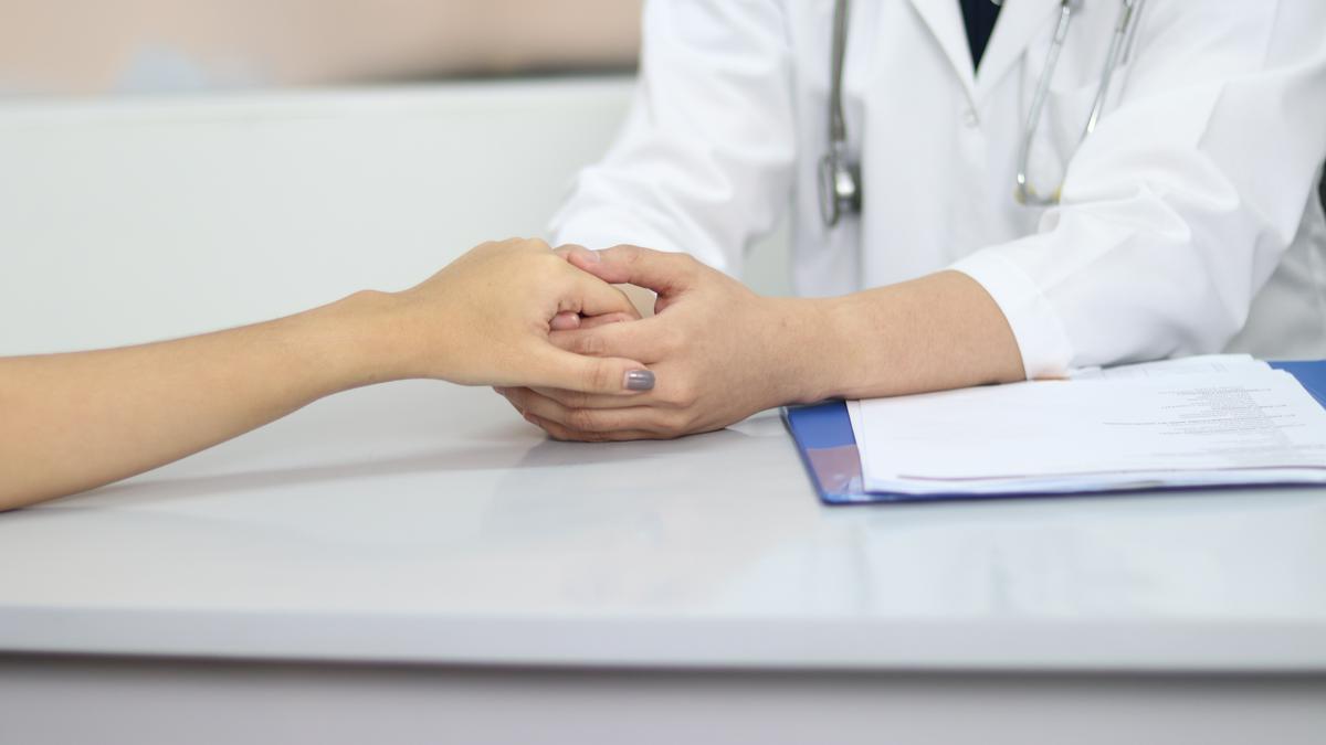 Dokter di Sulsel Lecehkan Pasien di Bawah Umur, Kini Jadi Tersangka dan Terancam Disanksi Berat
