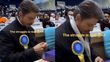 71st National Film Awards 2025: Shah Rukh Khan Tries Hard To Detangle His Medal; Fans Laugh 'Struggle Is Real' - Watch