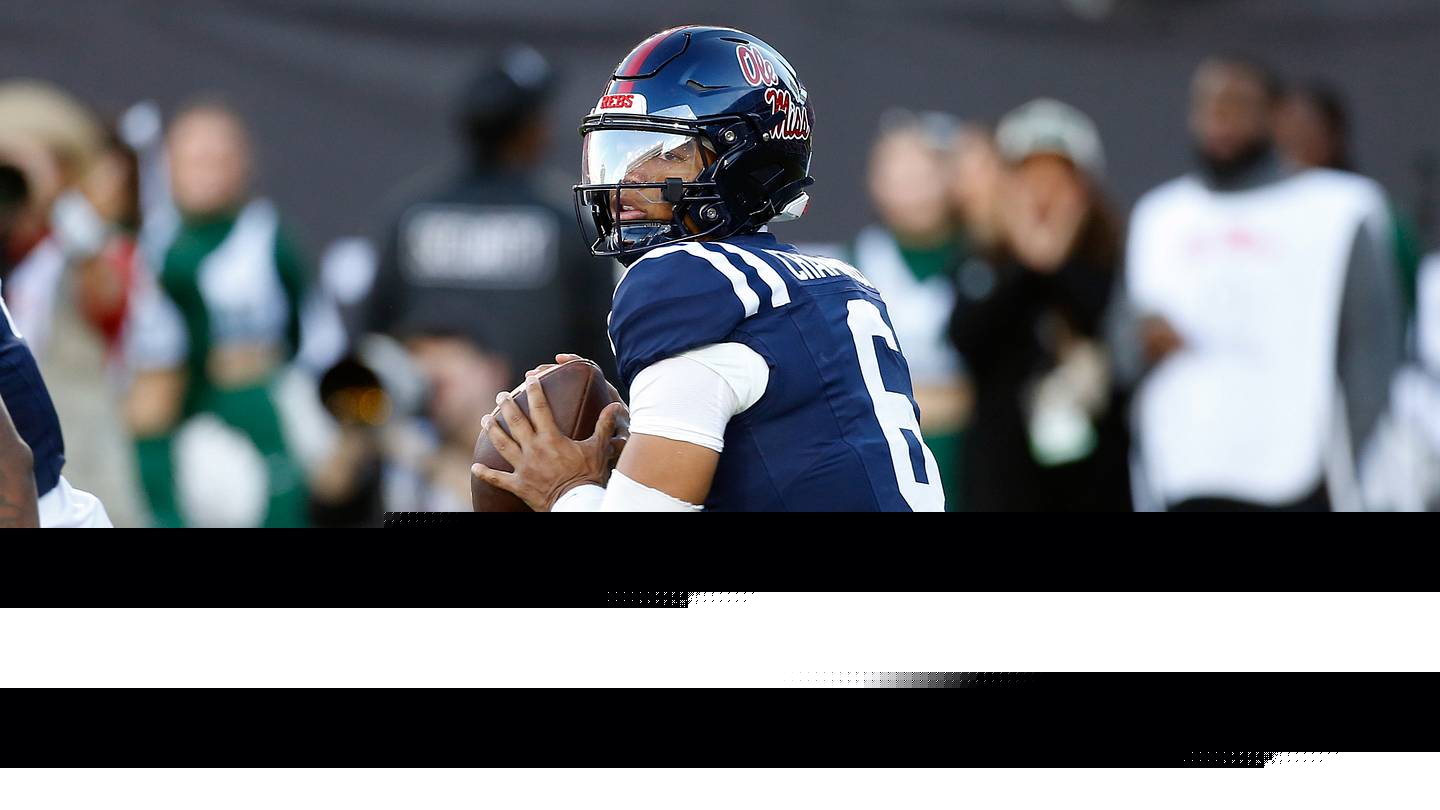 Trinidad Chambliss & Darien Mensah Faces Off in College Fantasy Football Quarterback Debate