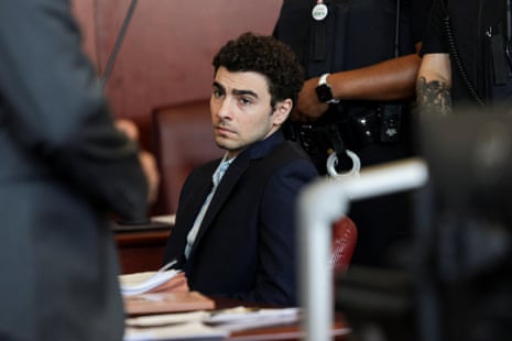 Press access spat adds to fears of circus around Luigi Mangione murder trial