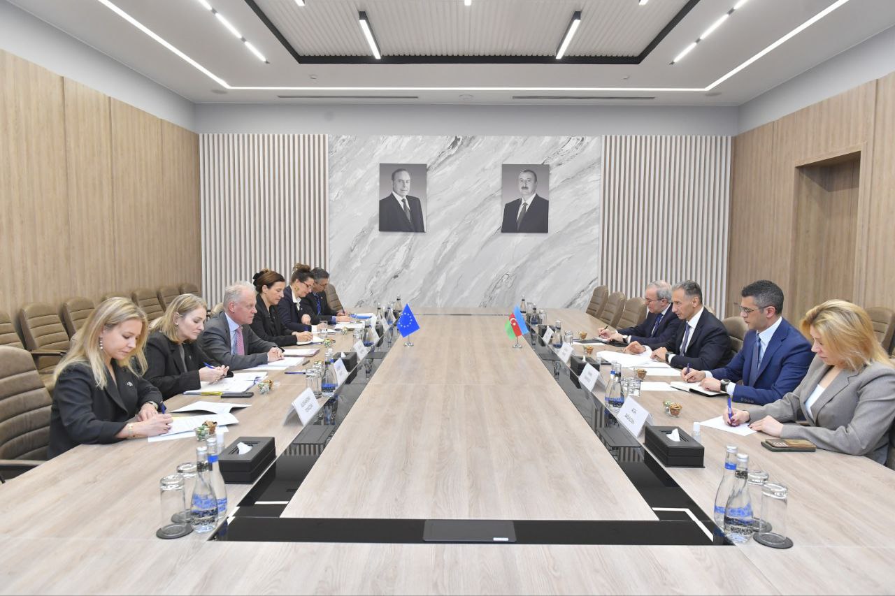 Azerbaijan, EU discuss inclusion of Zangezur corridor in TEN-T network