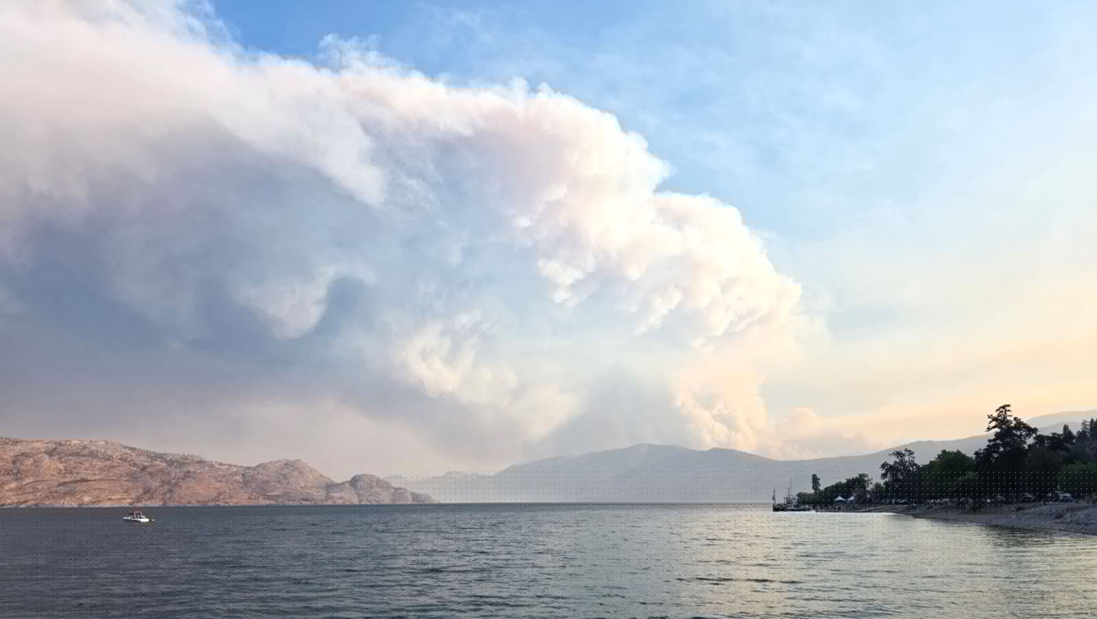 Summerland firefighter loses home, stays on front lines as Bald Range fire grows
