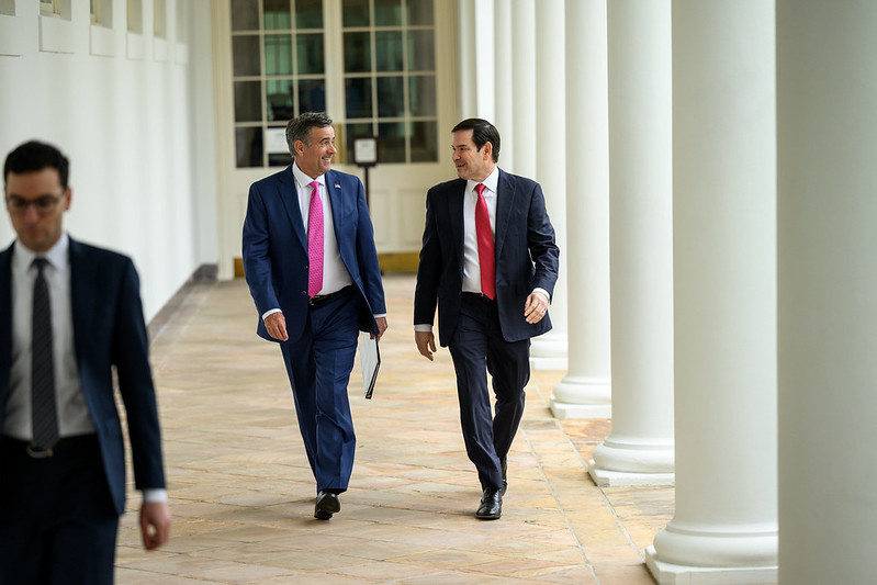 Comment on Top Trump Officials Intensify Push for Regime Change in Venezuela by Luchorpan