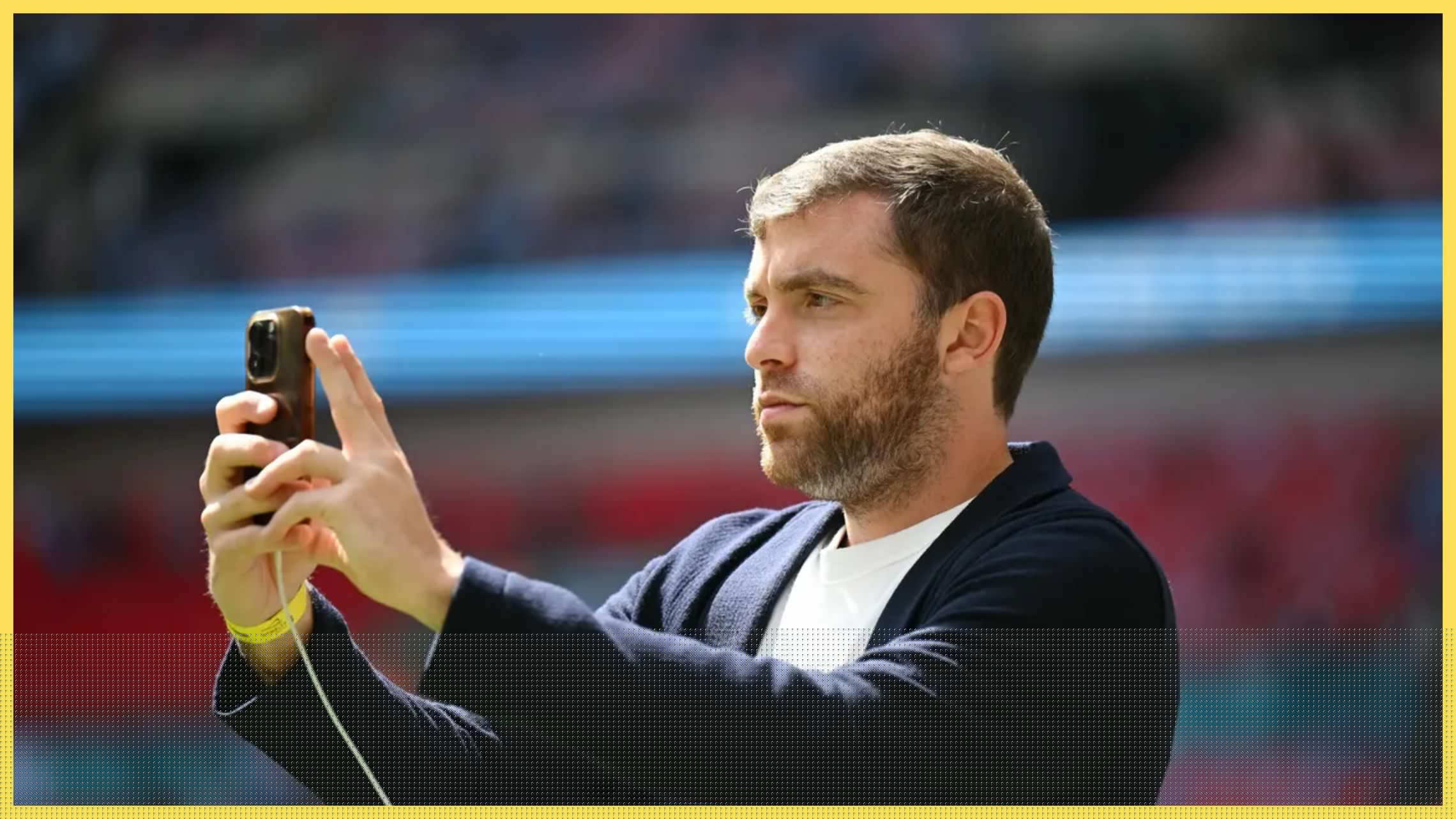 Comment on Fabrizio Romano tells Liverpool fans to watch another transfer story amid Barcola development by STEVEN MILLER