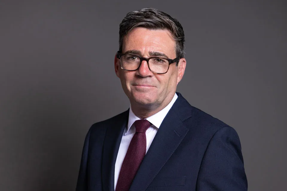 Prime minister calls for political unity to help ‘kickstart’ social care reform