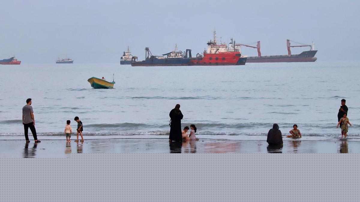 US anticipates Iran-Oman deal so oil traffic can resume