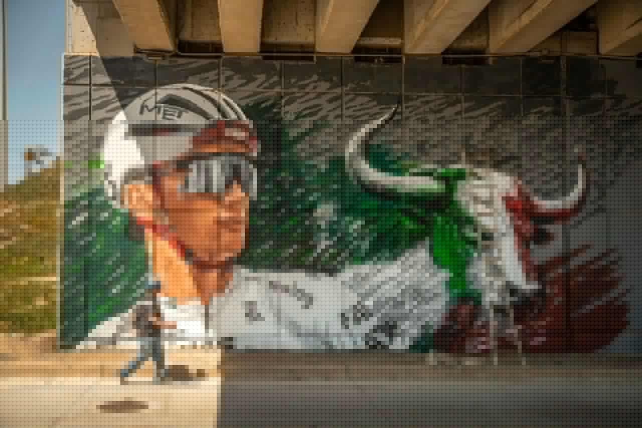 Pintan mural en honor a Isaac del Toro en Ensenada