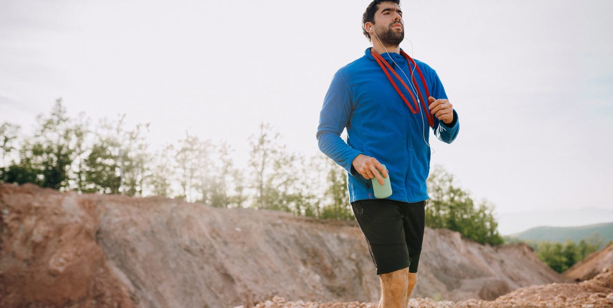 Study: Daily Walks Might Help to Prevent Low Back Pain