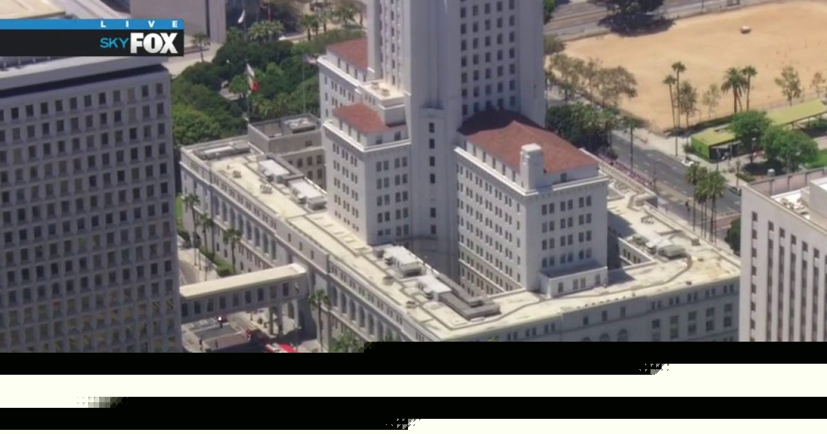 LA City Hall closed amid hazardous materials investigation