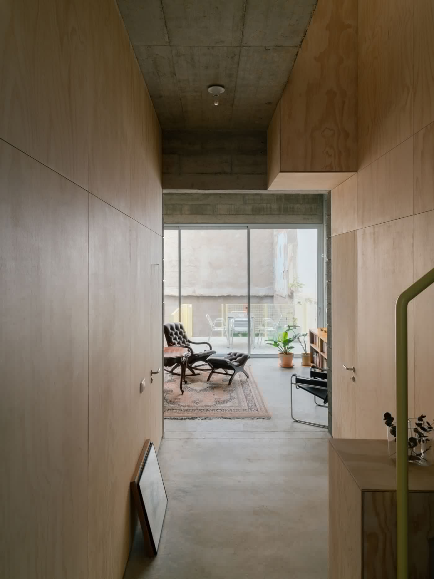 Casa Iriarte by SOCO Estudio Reworks a Narrow Las Palmas Plot Into an Adaptable Concrete Home