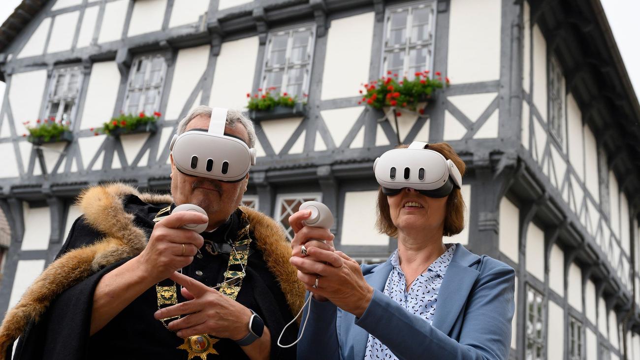 Eintauchen in die Historie: Wie virtuelle Zeitreisen neue Touristen anlocken sollen