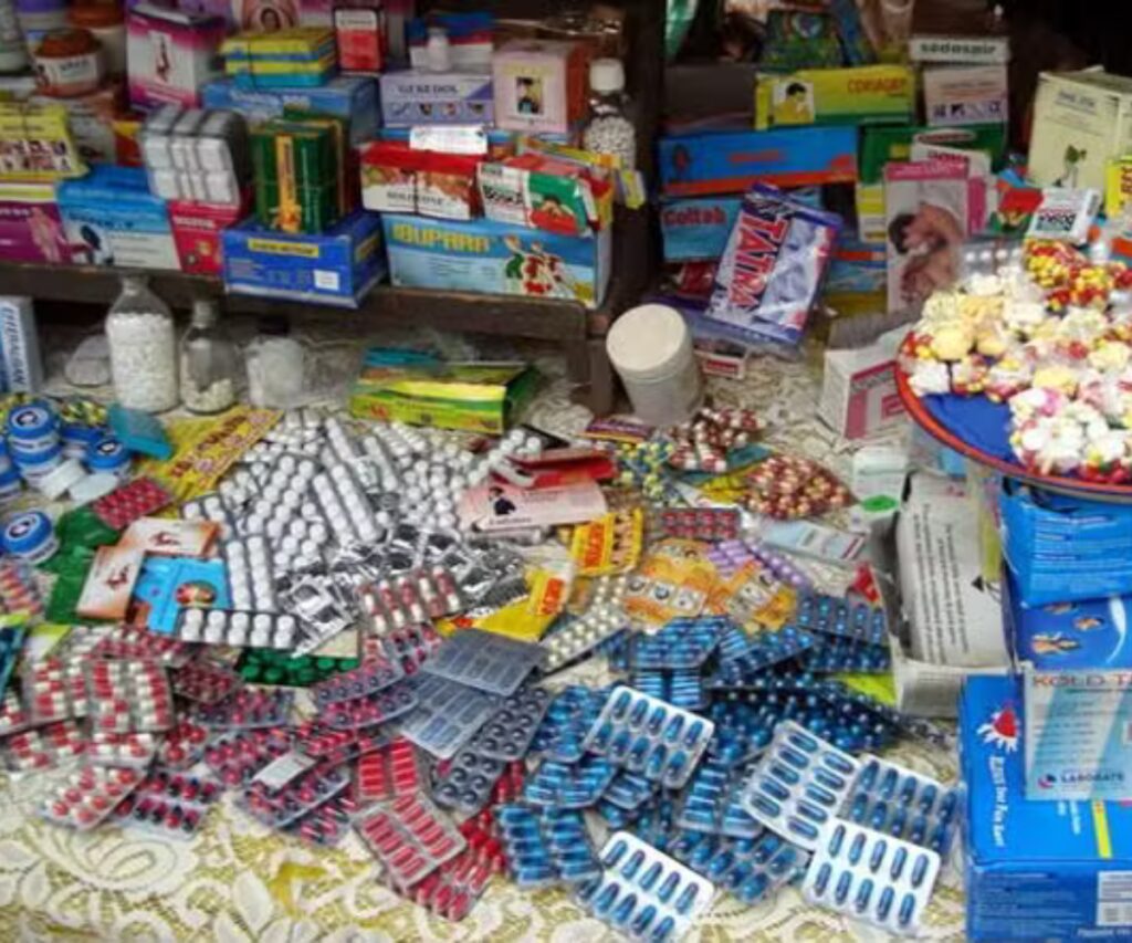 Saisie de médicaments illicites à Dakar : une cargaison de 30 millions FCFA interceptée