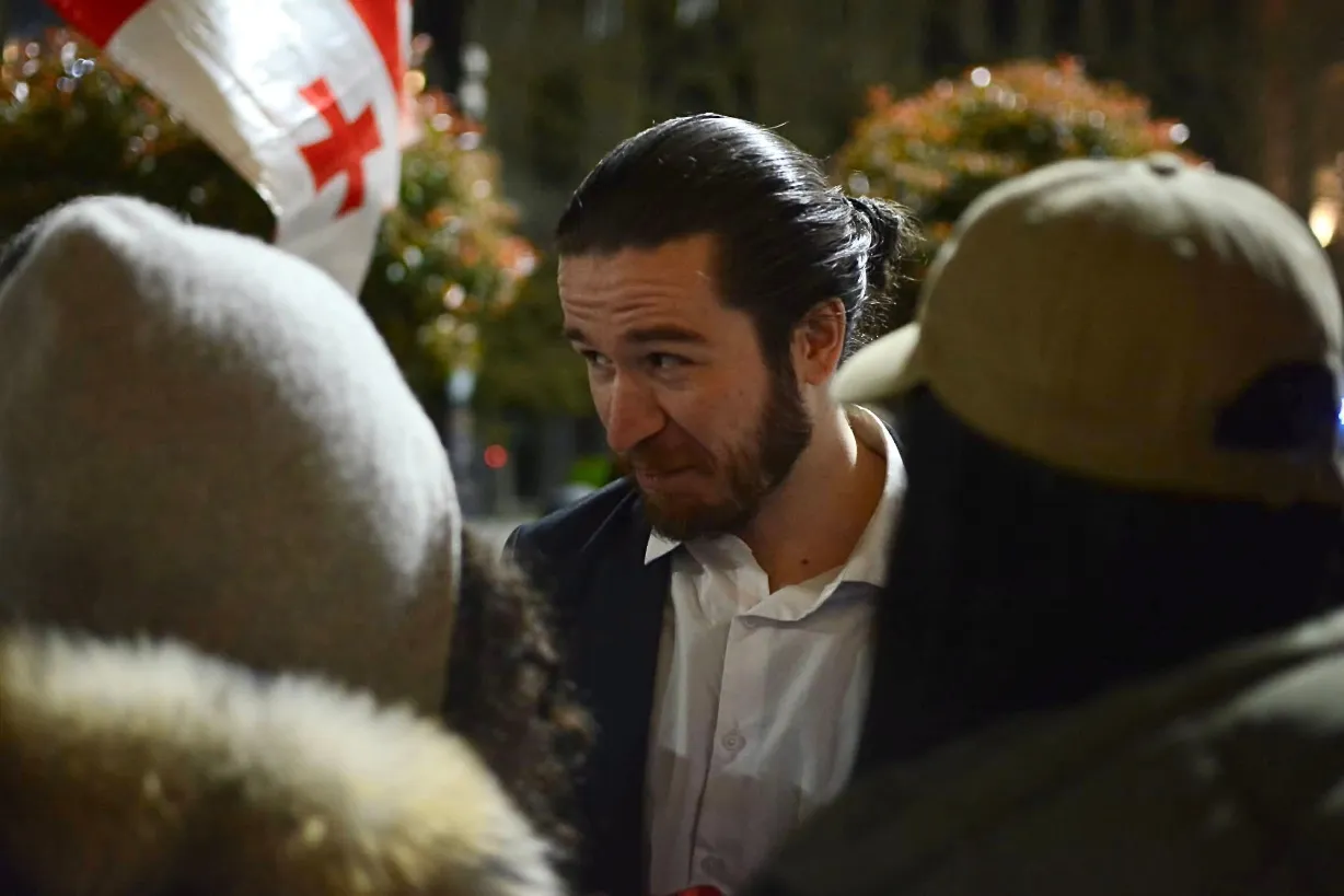What could he have found? Georgian authorities send home Hungarian journalist who criticised Orbán-friendly government