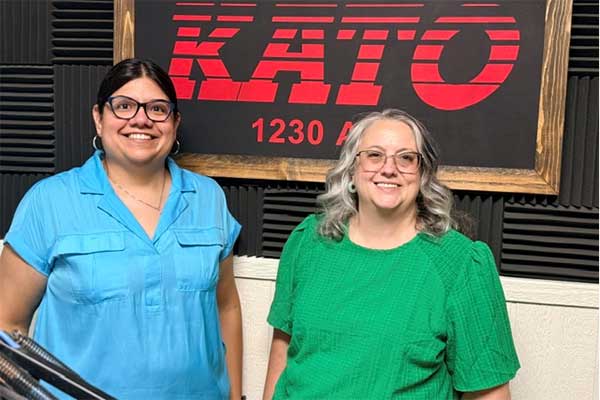 Voice of the Valley: Digitizing items at the Safford Library