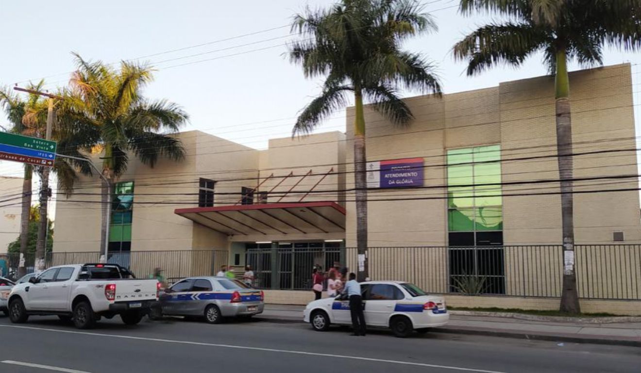 Homem em situação de rua é esfaqueado perto do PA da Glória