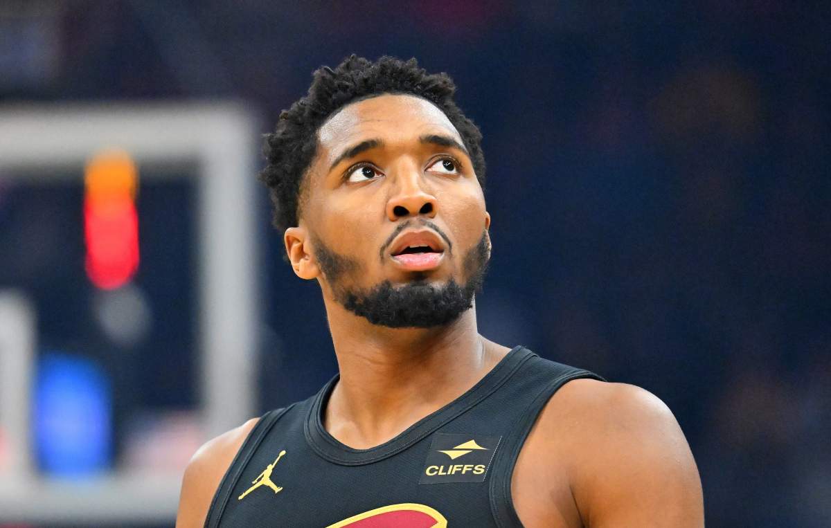 Report: Cavaliers Target Trade for 2-Way Superstar Wing to Join Donovan Mitchell