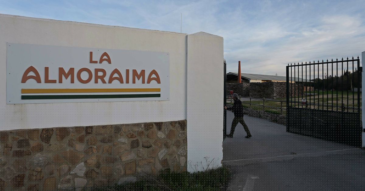 El alcalde de Castellar reclama un nuevo convenio colectivo para La Almoraima tras más de una década de bloqueo