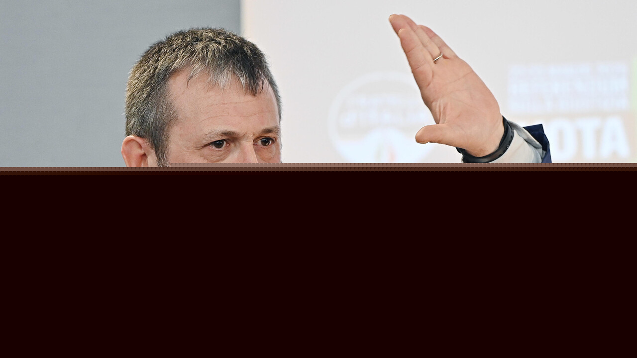 Il caso delle chat di Delmastro rinviato in giunta delle autorizzazioni