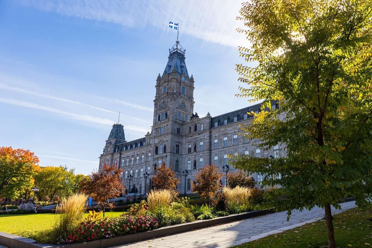 Quebec issues invitations to apply for permanent selection across all PSTQ streams