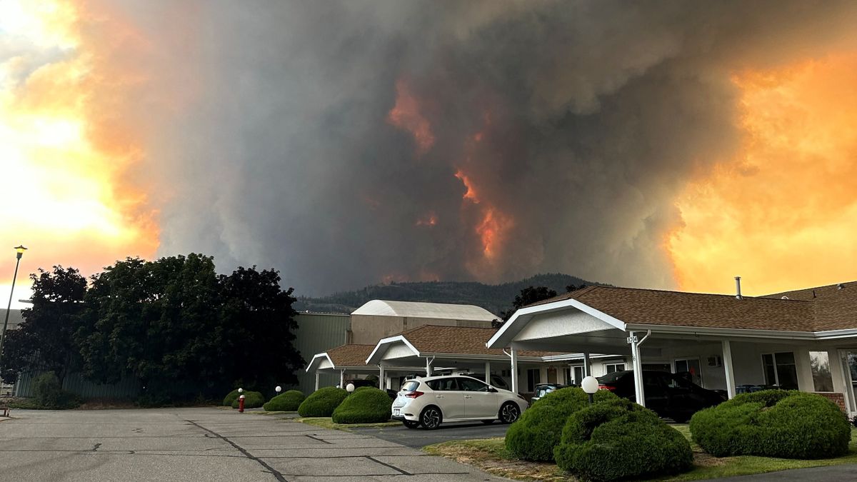 Kanada: Waldbrand frisst sich durch Wein- und Obstregion in British Columbia