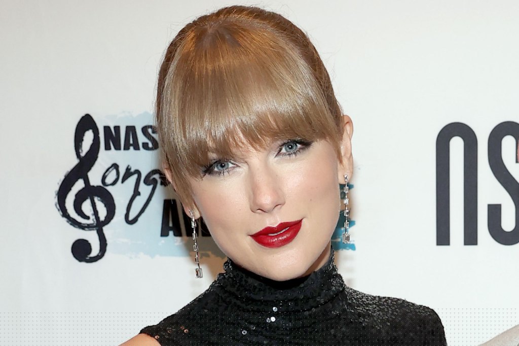 Taylor Swift to Be Inducted Into Nashville Songwriters Hall of Fame: ‘I Wanted to Learn With & From the Best’