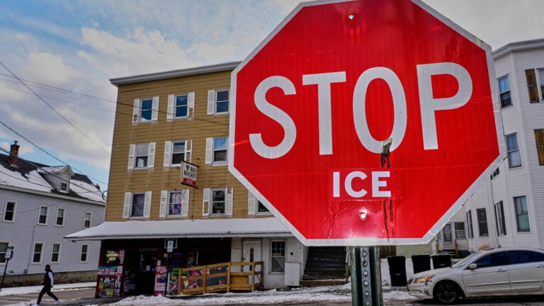 Sen. Susan Collins announces end to large-scale ICE operations in Maine after talks with Noem