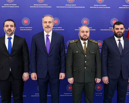 Turkey says Kurds should stop delaying Syria integration