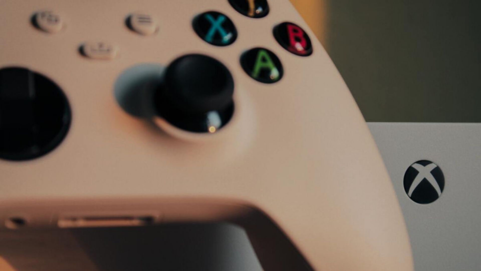 Xbox, i giochi su disco diventano digitali? Le voci sul 2026