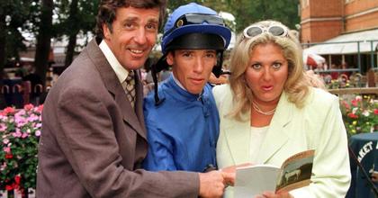 Broadcaster and journalist John Stapleton dies at the age of 79