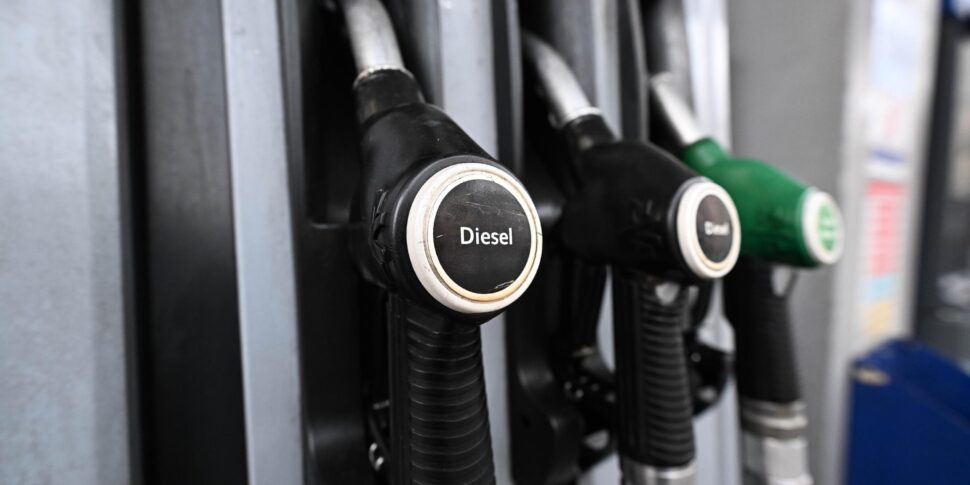 Fuels, diesel returns above 2.1 euros per liter: it is the highest price in the last five days