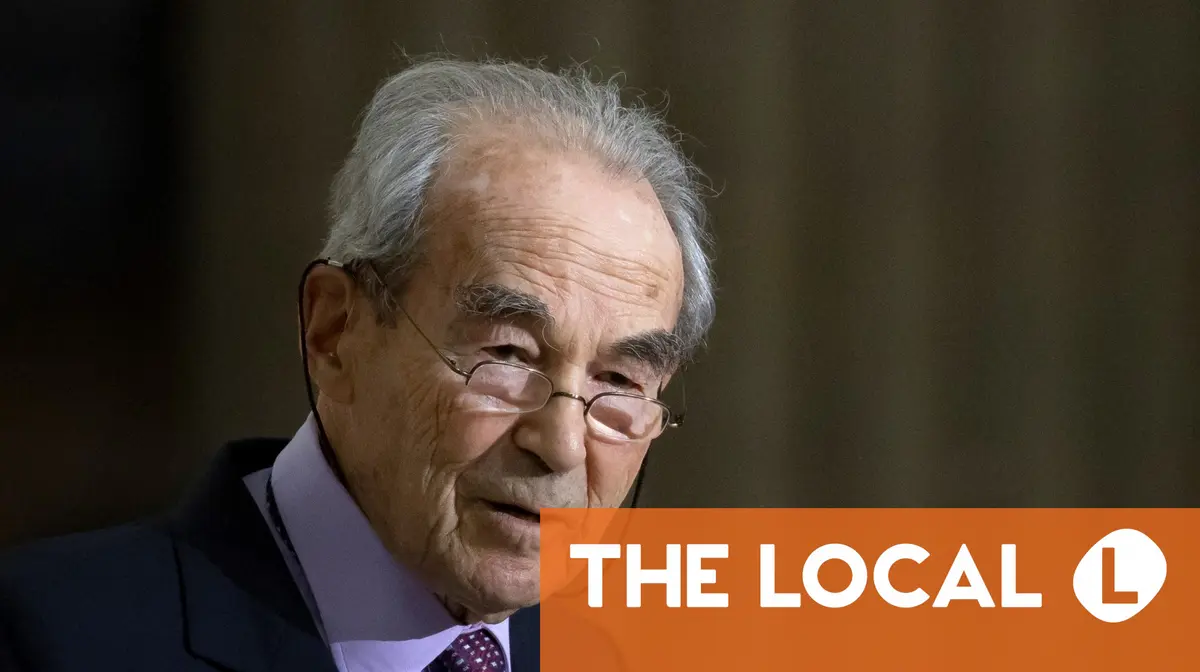 Who was Robert Badinter and why is he being inducted into the Panthéon?