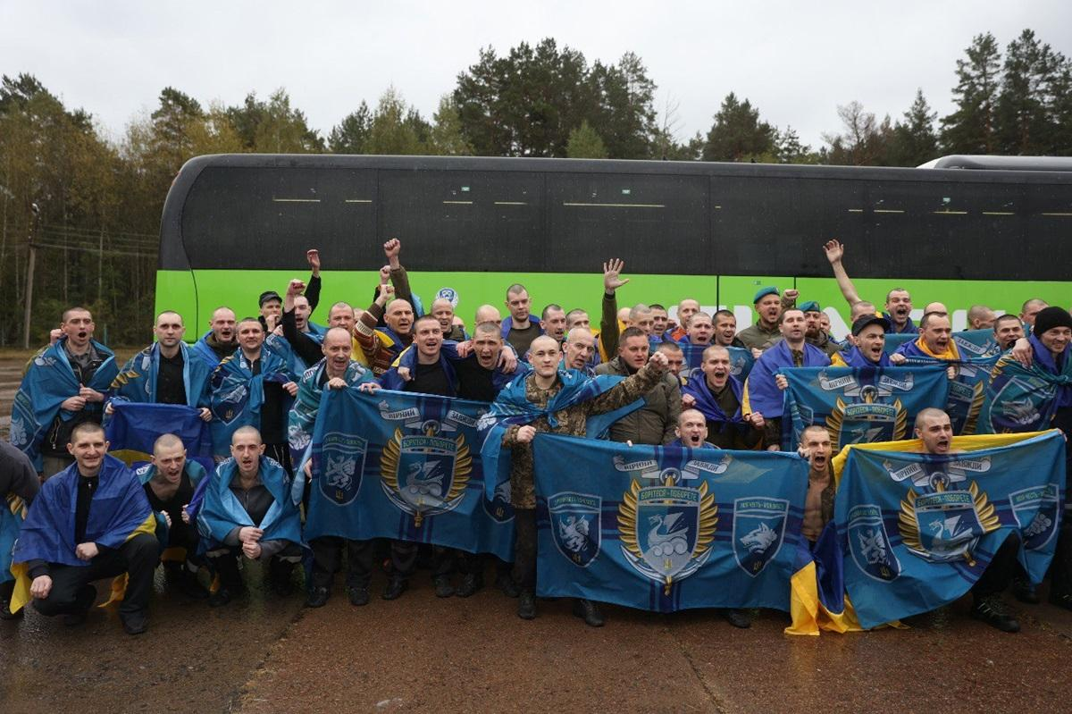 Comment on Ukraine and Russia held a new prisoner exchange: 185 defenders and civilians returned home by Mike