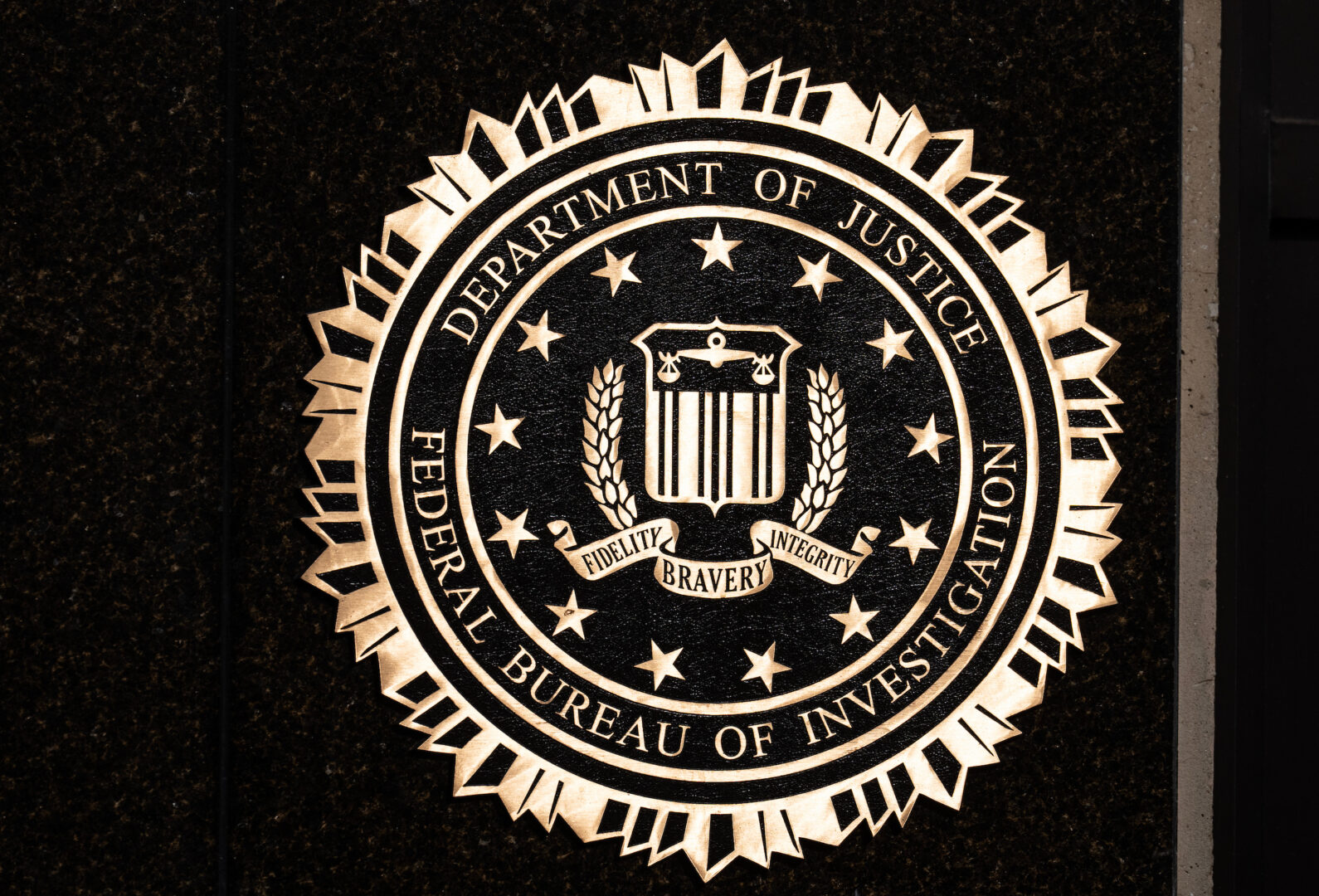 Watchdog finds fewer noncompliant FBI searches under Section 702