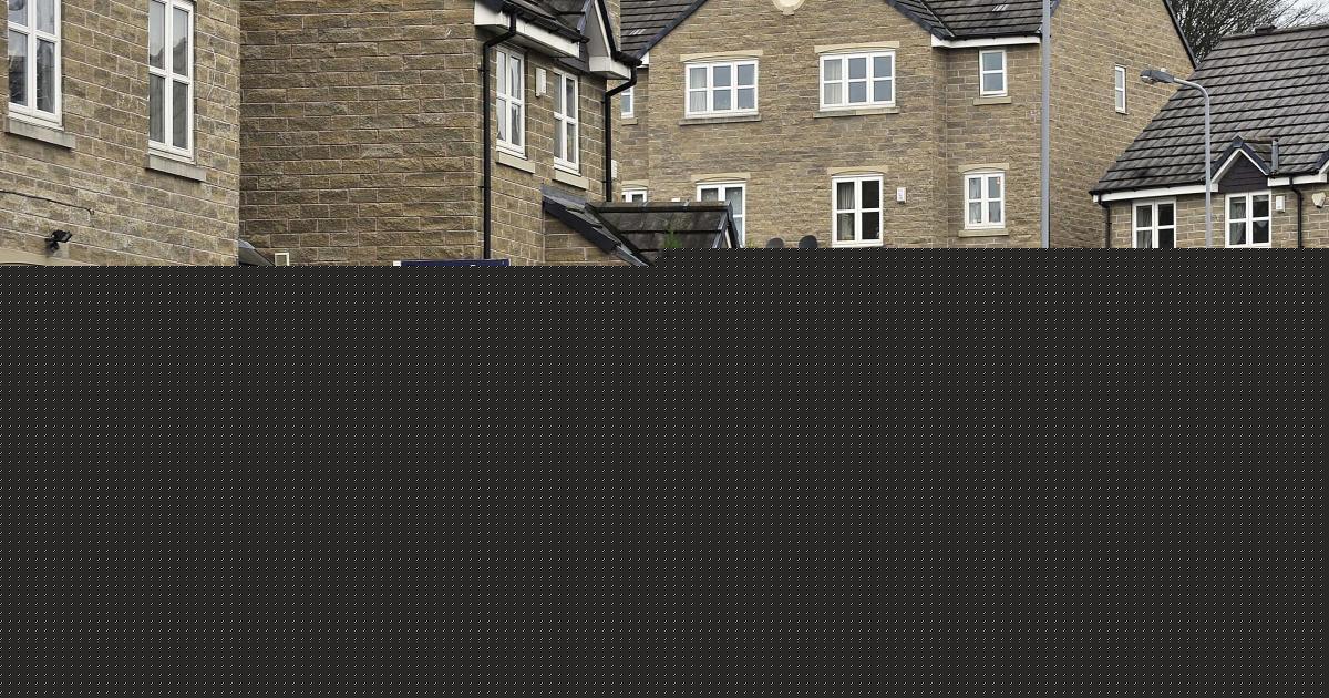 Expert explains how much first-time buyers really need to save for a deposit