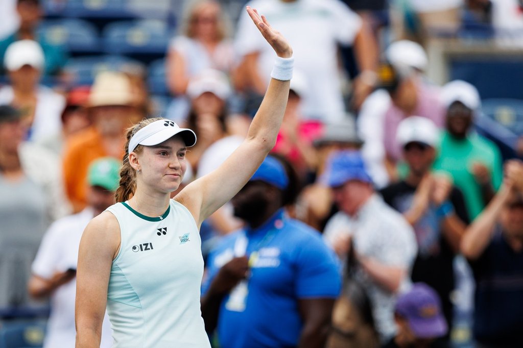 Elena Rybakina and Coco Gauff reach quarterfinals at National Bank Open