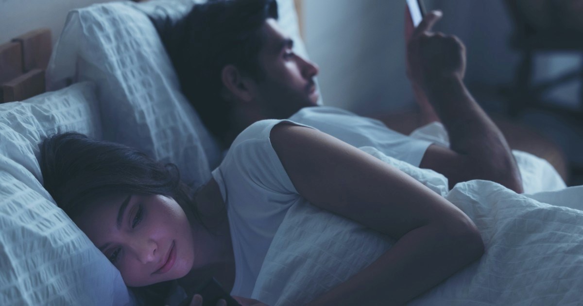 30-year-old woman reports 33-year-old fiancé as missing after he disappears at 10:00 PM to buy deodorant, turns out he was cheating: 'Do not marry this man!'