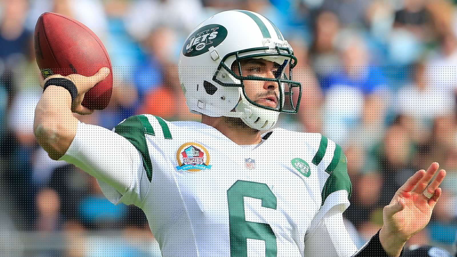 Fyrrum leik­stjórnandi í NFL deildinni stunginn og hand­tekinn