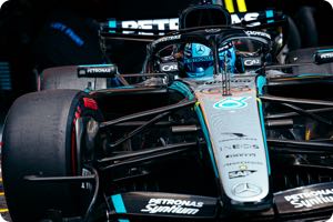 Russell dismisses claims Antonelli is Wolff's favourite