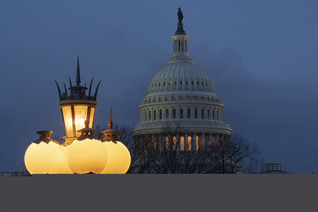 Government Shutdown Odds Just Dropped: Bitcoin Traders Are Reading It Wrong